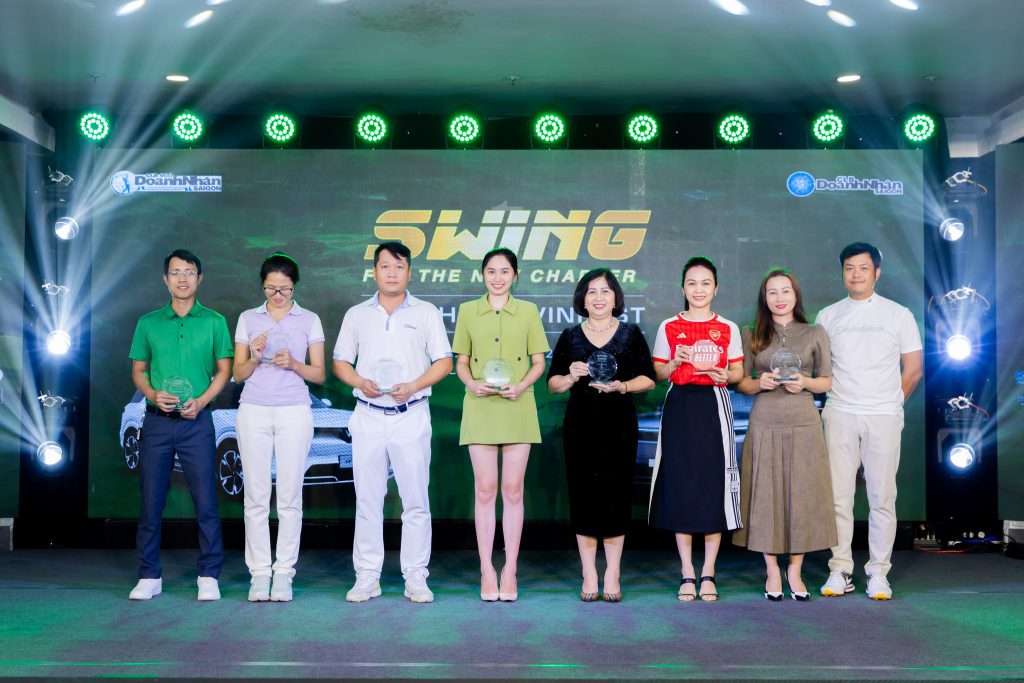 Thương Hiệu Thời Trang Golf Cao Cấp Đồng Tài Trợ Giải Golf “Swing For The New Chapter” Tranh Cúp Vinfast